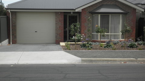 C&C's Bed And Breakfast - Accommodation Burleigh 0