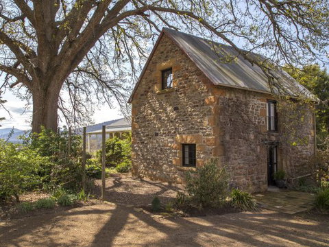 Farm Pod At Twamley Farm - Accommodation Burleigh 0