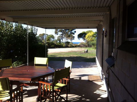 Umall - Accommodation Burleigh 1