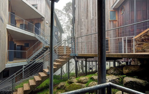 Frueauf Village - Accommodation Burleigh 46