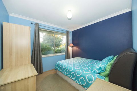 Alpha Homestay - Accommodation Burleigh 1