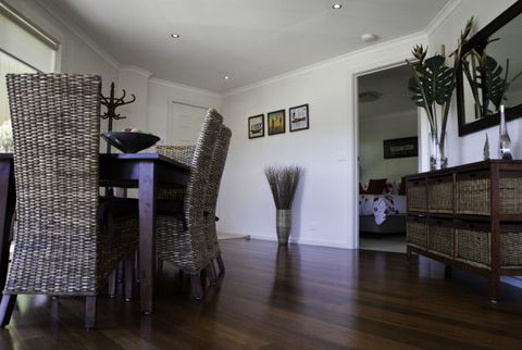 C-Deck Beach House Apartment - Accommodation Burleigh 4