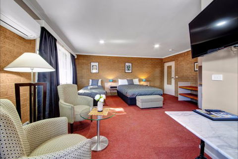 Central Deborah Motel - Accommodation Burleigh 4