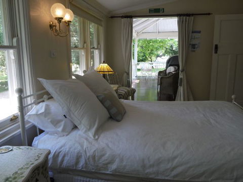 Coodravale Homestead - Accommodation Burleigh 2