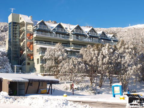 Falls Creek Country Club - Accommodation Burleigh 0