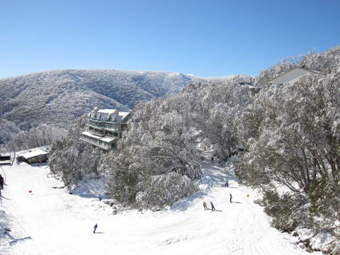 Falls Creek Country Club - Accommodation Burleigh 2