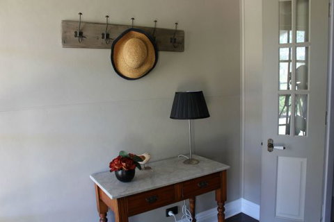 Fosterton School House - Accommodation Burleigh 5