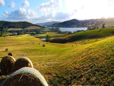 Frenchman's River - The Helmsman's House - Accommodation Burleigh 1