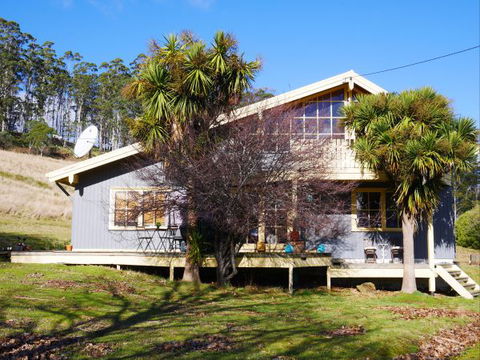 La Perrie Chalet Bed And Breakfast - Accommodation Burleigh 6