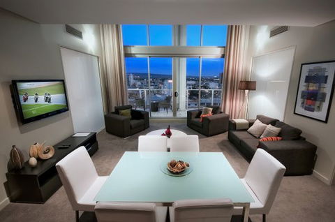 La Loft Apartments - Accommodation Burleigh 1
