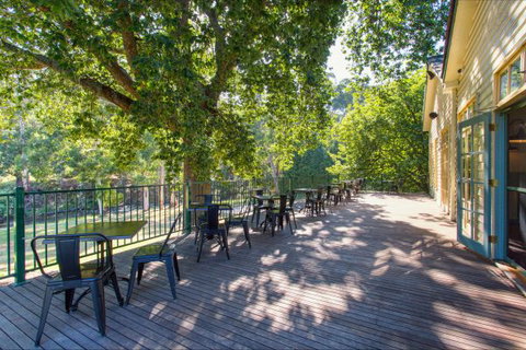Oscar's On The Yarra - Accommodation Burleigh 1