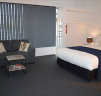 Penguin Seaside Motel - Accommodation Burleigh