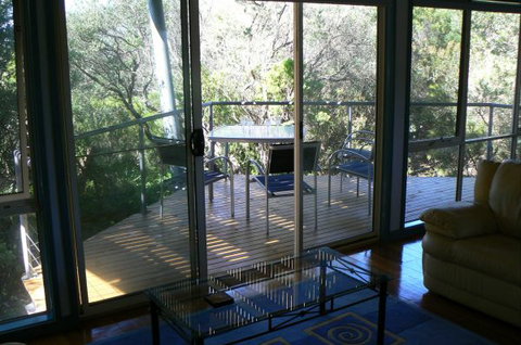 Sandy Point Beach Escape - Accommodation Burleigh 4