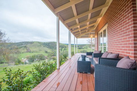 Shearer's Hill - Luxury Farm Stay - Accommodation Burleigh 6