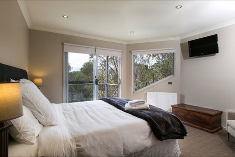 Snow Fall Lodge At Falls Creek - Accommodation Burleigh 3