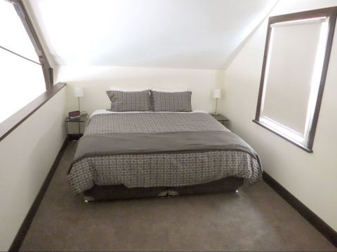 The Scout Hall - Accommodation Burleigh 2