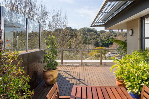 Trumper Loft - Accommodation Burleigh 1