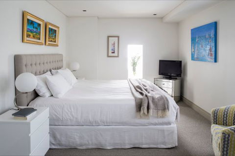 Trumper Loft - Accommodation Burleigh 7