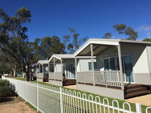 Waikerie Holiday Park - Accommodation Burleigh 1