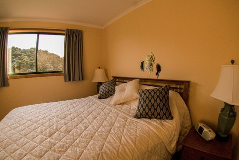 Burilda Waters - Accommodation Burleigh 1