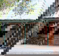 Caves Road Chalets - Accommodation Burleigh