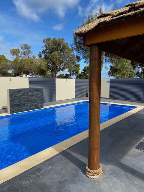 Ceduna Foreshore Caravan Park - Accommodation Burleigh 1