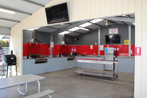 Ceduna Foreshore Caravan Park - Accommodation Burleigh 4