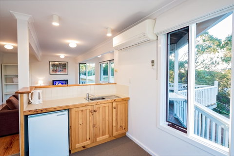 Eagle Heights - Accommodation Burleigh 6