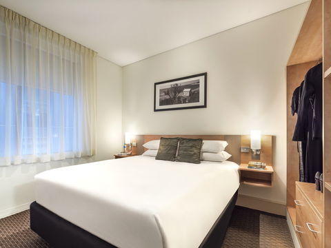 Ibis Melbourne Hotel & Apartments - Accommodation Burleigh 5