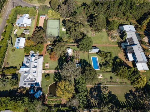 Kalinya Estate - Accommodation Burleigh 1