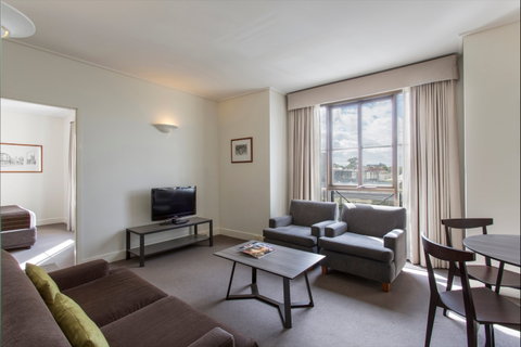 Mantra On Jolimont - Accommodation Burleigh 3