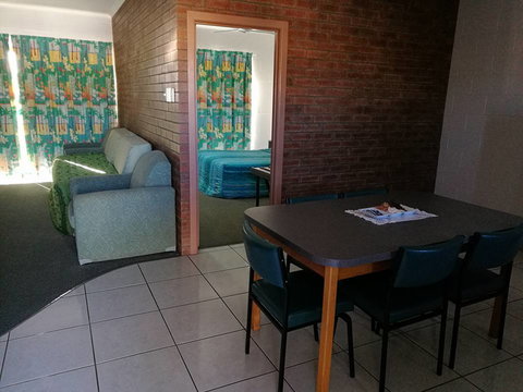 Sandpiper Motel - Accommodation Burleigh 0