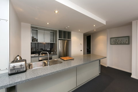 Ropers Alpine Apartments - Accommodation Burleigh 2