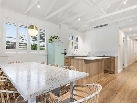 Sunset Beach - Summer Breeze - Accommodation Burleigh 6
