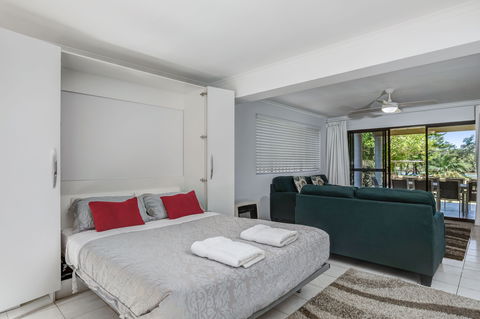 The Waterfront  Jervis Bay - Accommodation Burleigh 4