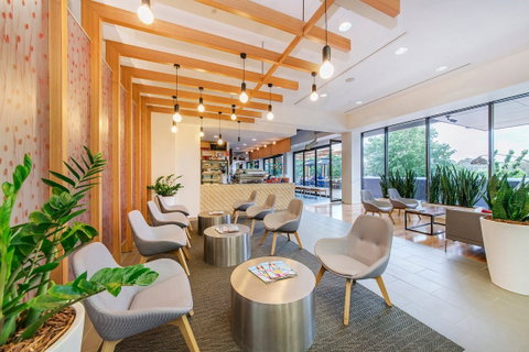Abode Woden - Accommodation Burleigh 4