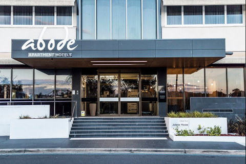 Abode Woden - Accommodation Burleigh 5