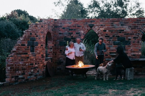 Acre Of Roses - Accommodation Burleigh 8