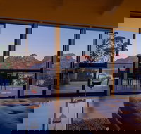 ArtHouse Freycinet - Accommodation Burleigh