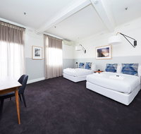 Bridgeview Hotel - Accommodation Burleigh