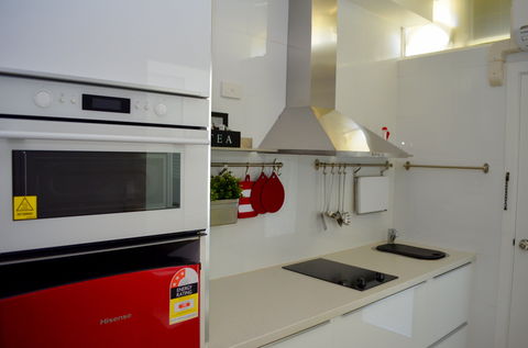 Canberra Short Term And Holiday Accommodation - Accommodation Burleigh 1