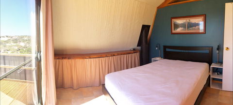 Fowlers Bay Beach House - Accommodation Burleigh 1