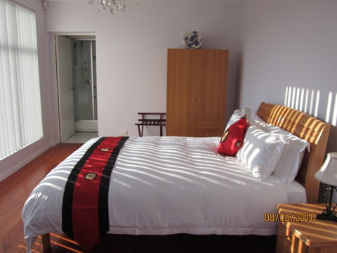 Island Eden - Accommodation Burleigh 1