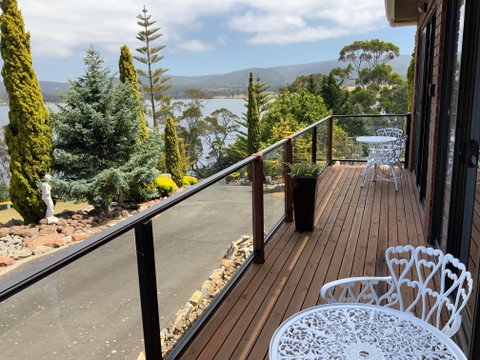 Island Eden - Accommodation Burleigh 6