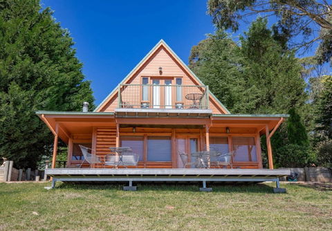 Melaleuca Mountain Retreat - Accommodation Burleigh 1