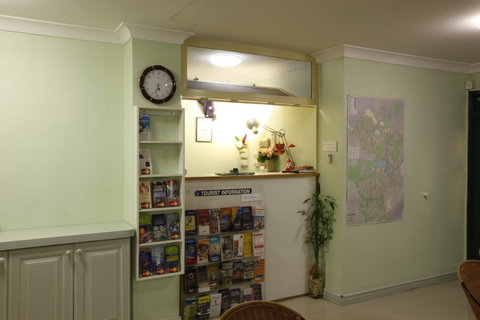 Miranda Lodge - Accommodation Burleigh 2
