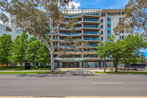 Pacific Suites Canberra - Accommodation Burleigh 1