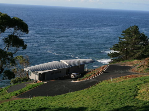 The Winged House - Accommodation Burleigh 3
