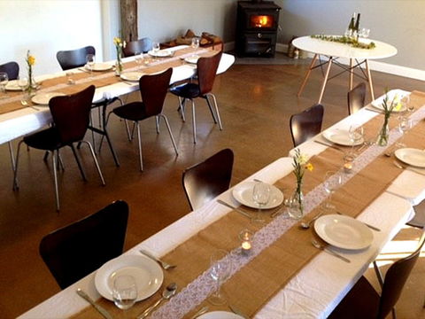 Tombarra Centre - Accommodation Burleigh 3