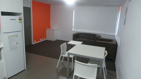 University Of Canberra Village - Accommodation Burleigh 8